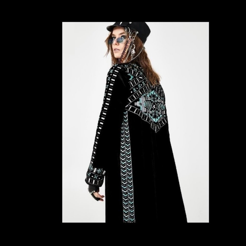 💎Black Velvet Longline Coat With Beading💎